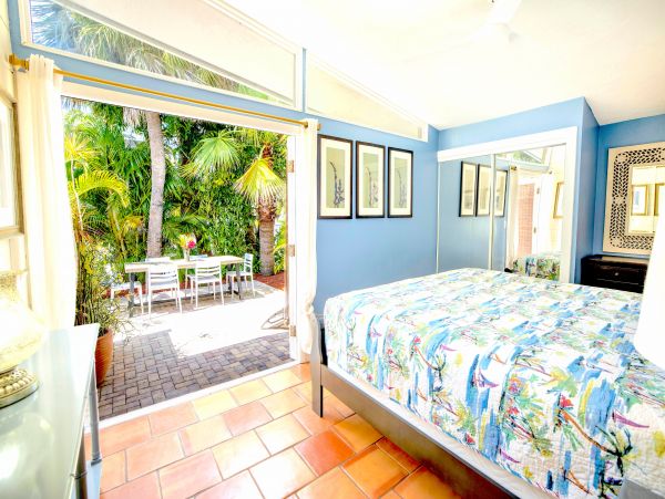 Siesta Key Condo 1024472