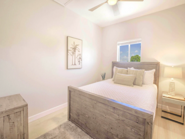 Three Bedroom, Three Bathroom Condo with Ocean views and shared pool.