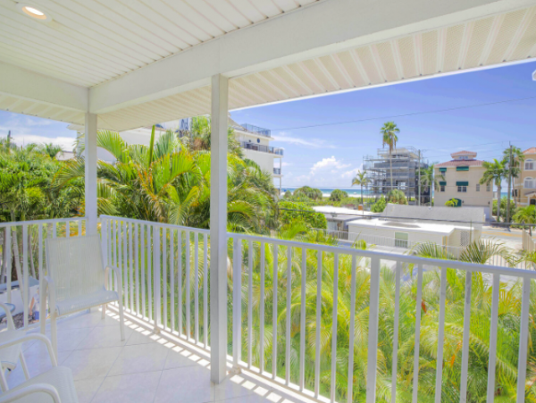 Three Bedroom, Three Bathroom Condo with Ocean views and shared pool.