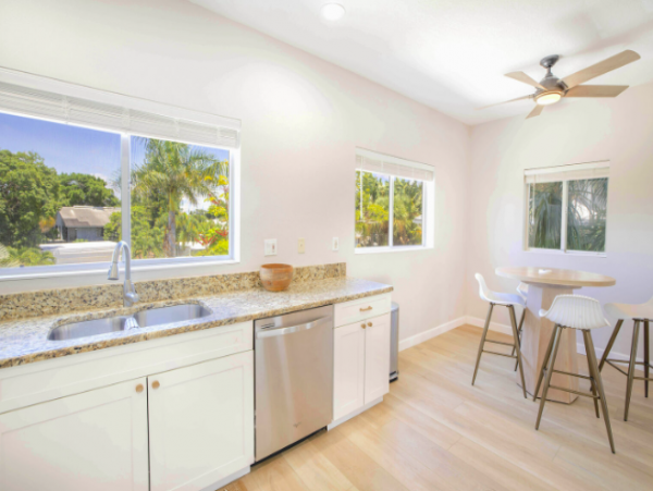 Three Bedroom, Three Bathroom Condo with Ocean views and shared pool.