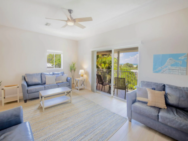 Three Bedroom, Three Bathroom Condo with Ocean views and shared pool.