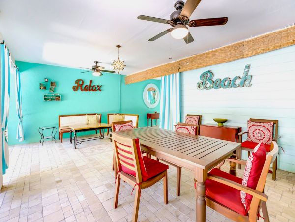 Siesta Key Vacation Home Eight Bedroom Walk to Beach