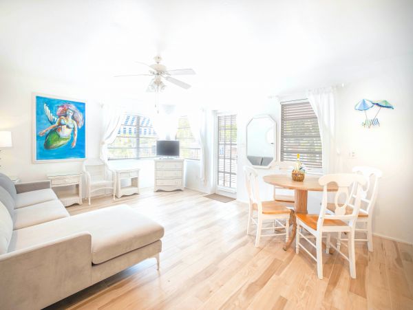 Siesta Key Condo 1024484