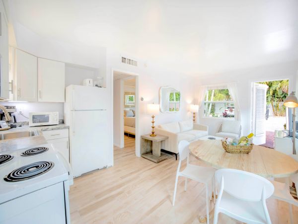 Secluded Vacation Rental on Siesta Key Near the Beach