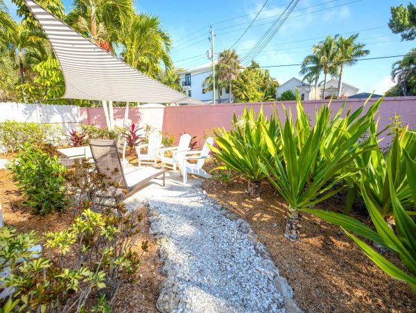 Secluded Vacation Rental on Siesta Key Near the Beach