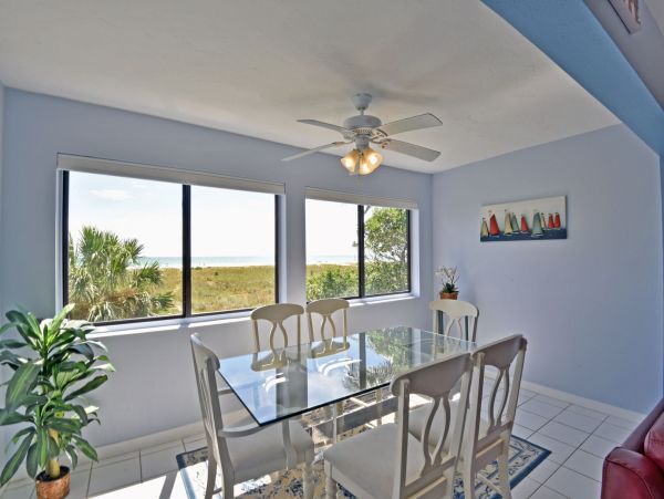 Gulf Front 3 Bedroom 3.5 Baths Vacation Home in Siesta Key