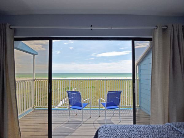 Gulf Front 3 Bedroom 3.5 Baths Vacation Home in Siesta Key