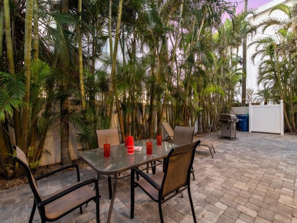 Siesta Key Four Bedrooms Rent Separately or as One