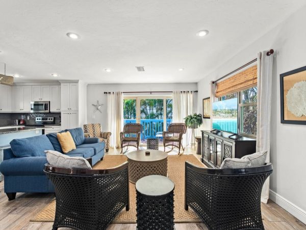 Siesta Key Four Bedrooms Rent Separately or as One
