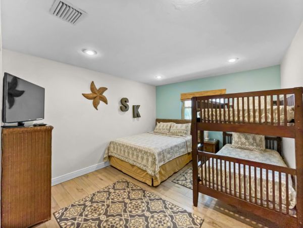 Siesta Key Condo 1024504