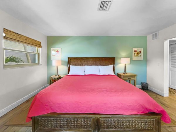 Siesta Key Condo 1024504