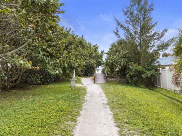 Siesta Key Condo 1024507
