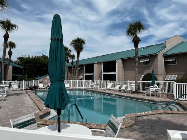Siesta Key Vacation Rental Near Beach and Local Attractions