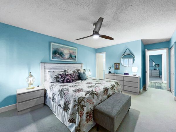 Siesta Key Vacation Rental Near Beach and Local Attractions