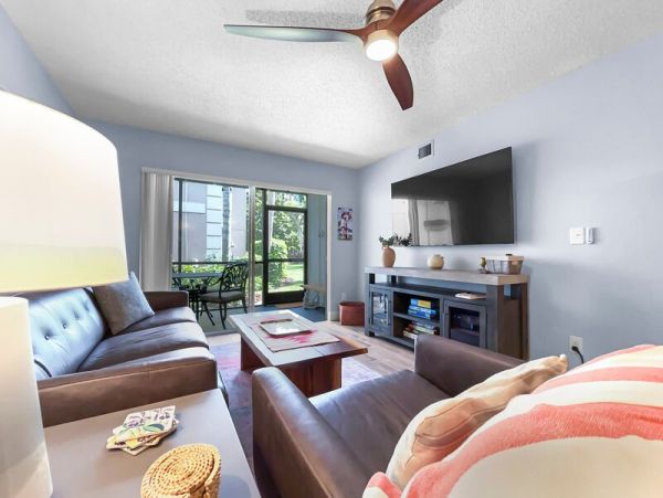 Siesta Key Vacation Rental Near Beach and Local Attractions