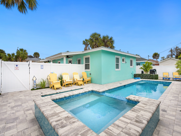 Stunning 2 Bedroom Vacation Rental in Fort Myers Beach