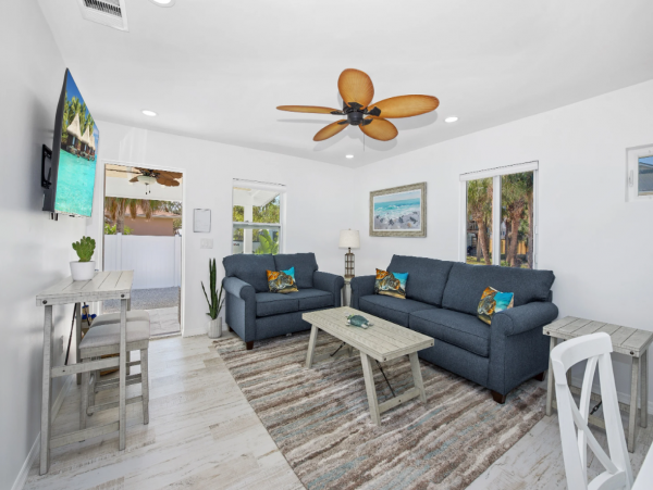 Stunning 2 Bedroom Vacation Rental in Fort Myers Beach
