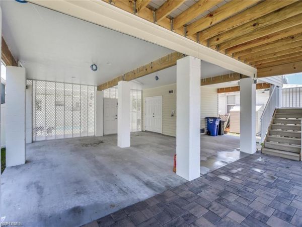 Fort Myers Home 1024556