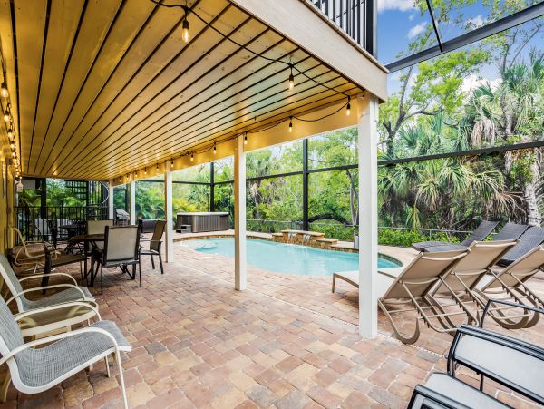 Fort Myers Home 1024557