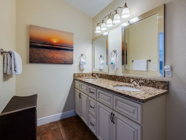 Fort Myers Home 1024557