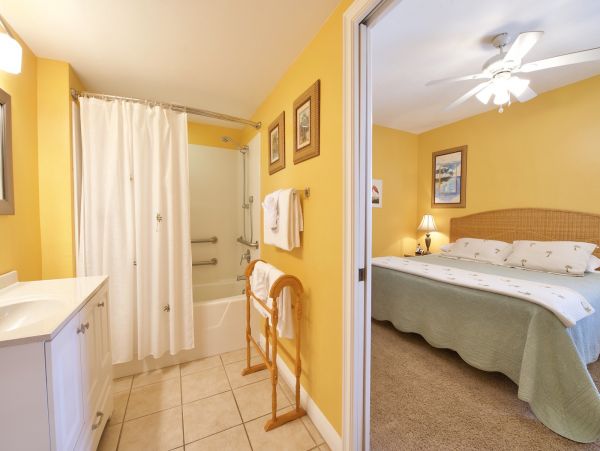 Fort Myers Condo 1024560