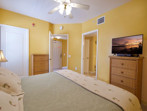 Fort Myers Condo 1024560