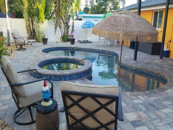 Lovely 2 Bedroom Home with Private Pool