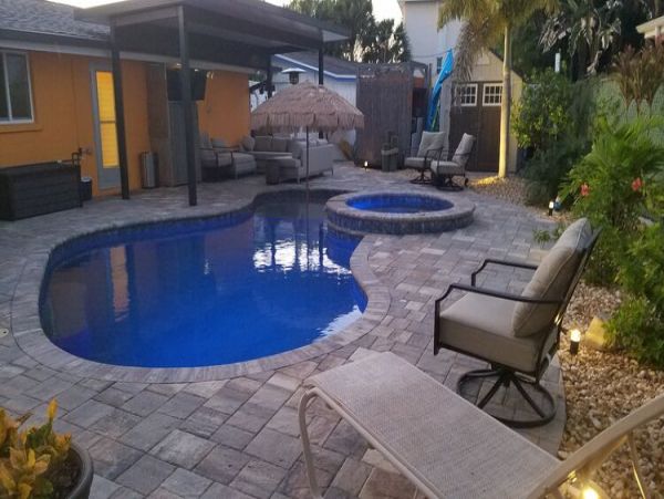 Lovely 2 Bedroom Home with Private Pool