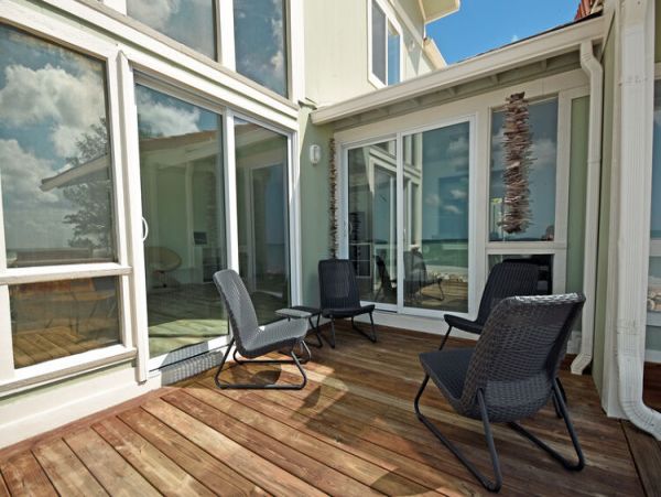 Gulf Front Two Bedroom Condo with Spectacular Gulf Views and Amenities