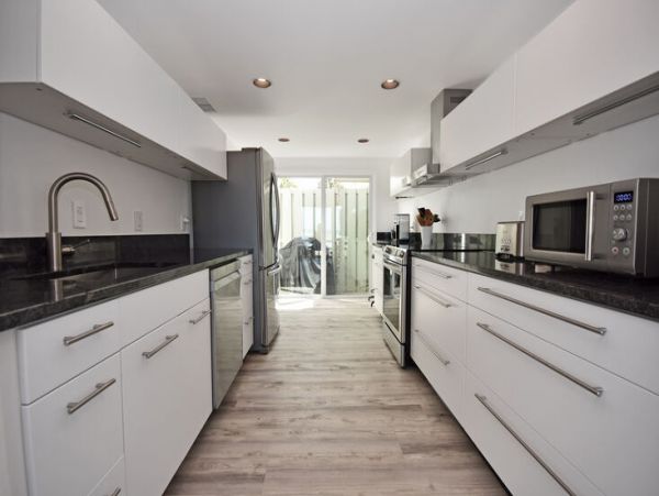 Gulf Front Two Bedroom Condo with Spectacular Gulf Views and Amenities