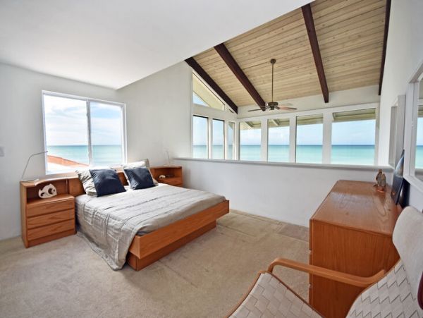 Gulf Front Two Bedroom Condo with Spectacular Gulf Views and Amenities