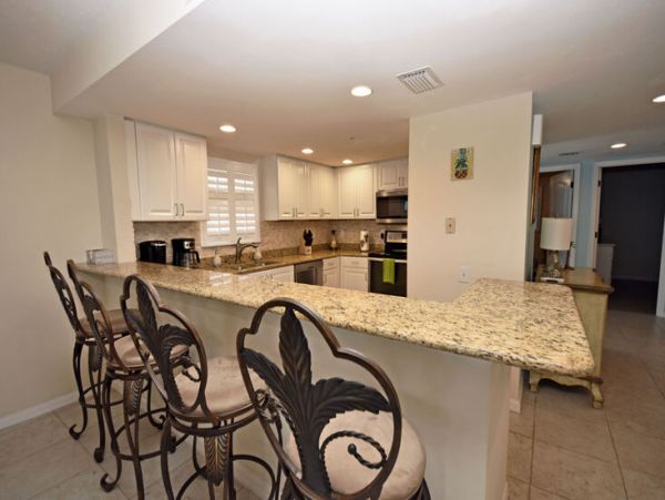 Beautiful 3 Bedroom Manasota Key Vacation Condo Ocean Views