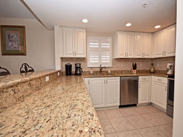 Beautiful 3 Bedroom Manasota Key Vacation Condo Ocean Views