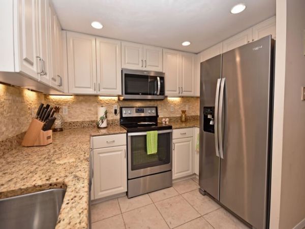 Beautiful 3 Bedroom Manasota Key Vacation Condo Ocean Views
