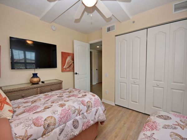 Beautiful 3 Bedroom Manasota Key Vacation Condo Ocean Views