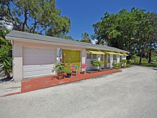 Nice Two Bedroom Vacation Home in Manasota Key