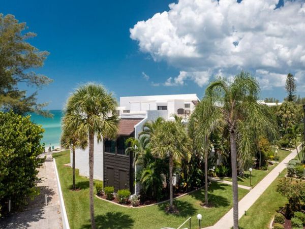 Charming Vacation Condo in Manasota Key with Full Gulf Views