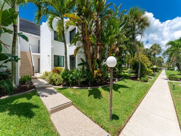 Charming Vacation Condo in Manasota Key with Full Gulf Views