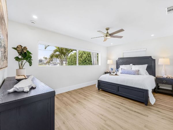 Fort Myers Beach Vacation Rental – Modern Waterfront Home with Pool & Spa