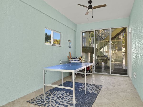 North End Fort Myers Coastal Retreat  - 3 Bedrooms Pool Home