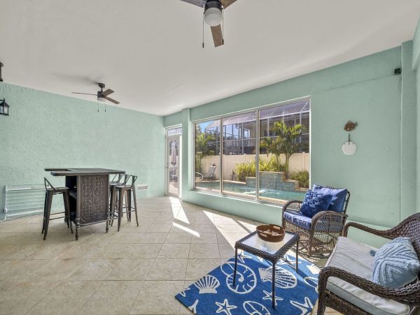 North End Fort Myers Coastal Retreat  - 3 Bedrooms Pool Home