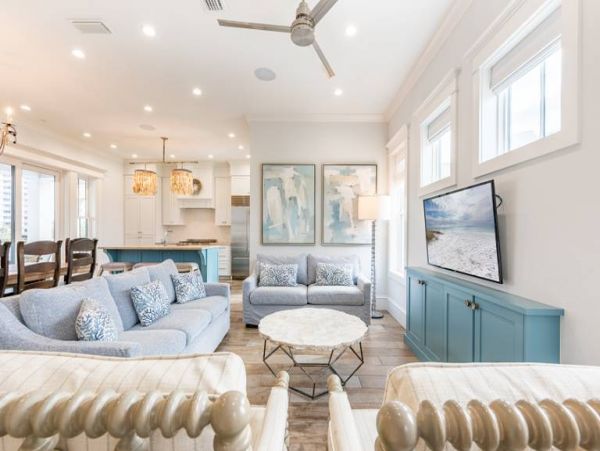 Luxury Home with Pool, Lake Views and Private Beach Access