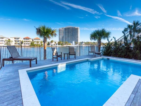 Luxury Home with Pool, Lake Views and Private Beach Access