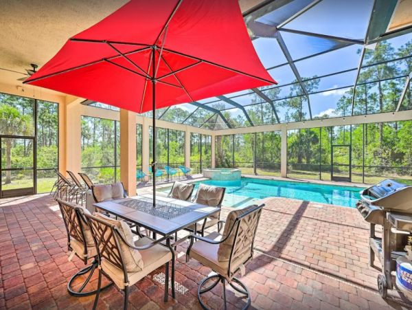 Naples Five Bedroom Luxury Vacation Rental Home