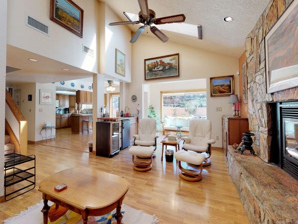Sedona Home 1024711
