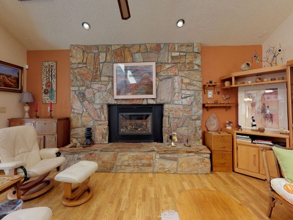 Sedona Home 1024711