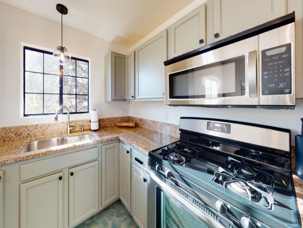 Sedona Home 1024713