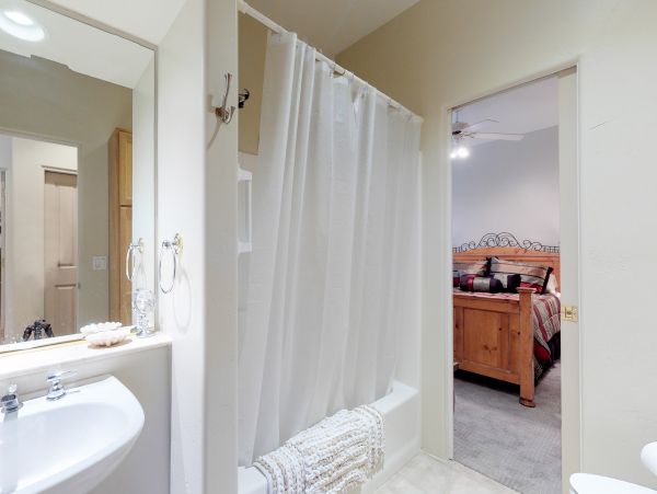 Sedona Home 1024715