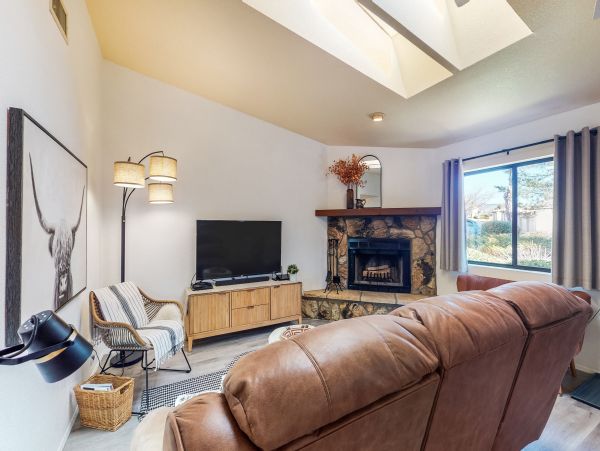 Sedona Home 1024728