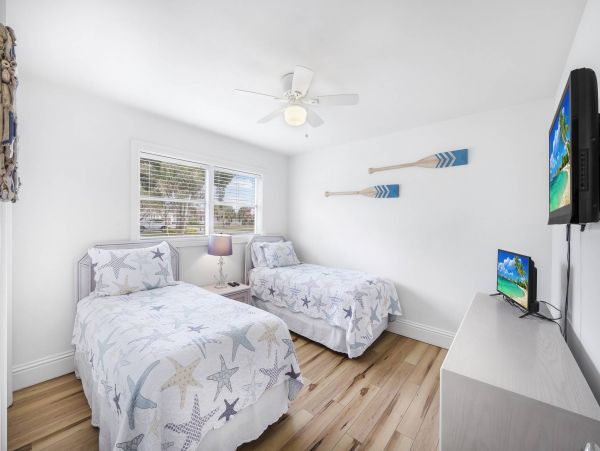 Beautiful 3 Bedroom Home in Marco Island